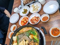 -元堂脊骨土豆汤(明洞2号店)