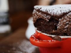 -ROAST coffee & eatery