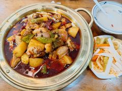 -牛一嘴·兰州牛肉面·大盘鸡(财富中心店)