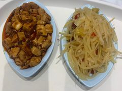 -荣华基·现炒快餐(肇嘉浜路店)