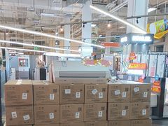 -百安居装修建材卖场(泰然店)
