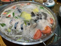 -亮欢寨酸汤鱼(沙冲路店)
