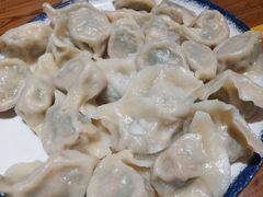 三鲜水饺-东来菜馆•手抓海鲜家常菜•海鲜锅贴(鸽子窝店)