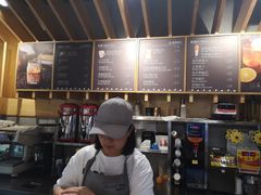 -焙丽拾光(麦凯乐直营店)