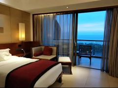 -三亚湾海居铂尔曼度假酒店