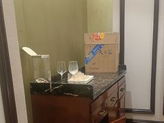 -王府井酒店(金桥港湾店)