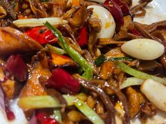 橄榄油炒野山菌-关东小磨东北菜(漕河泾印象城店)