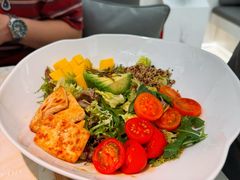 牛油果果蔬沙拉-大树餐厅(环球港店)