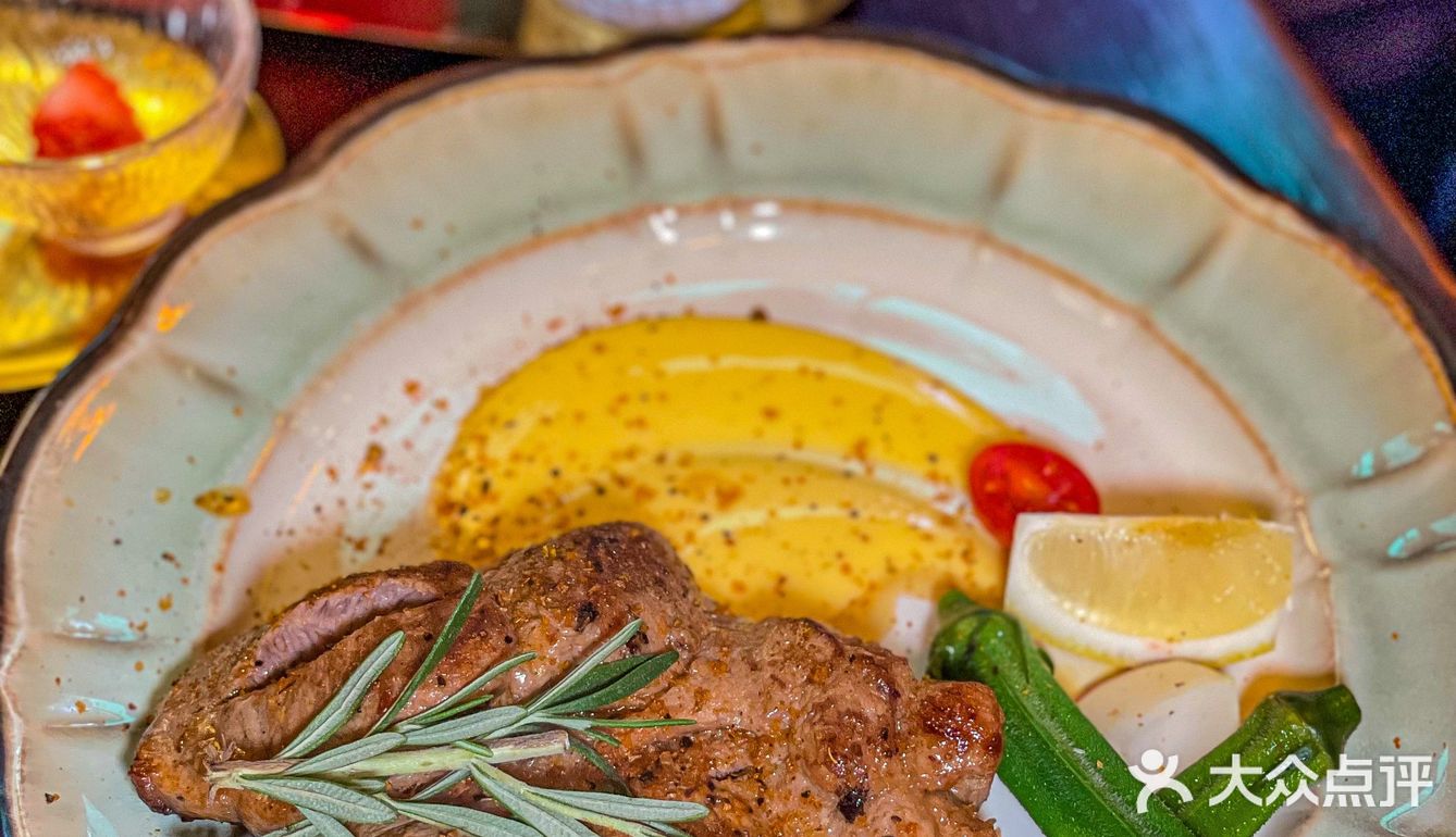 挖到了❗❗广州山茶花主题西餐