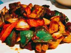 生炒黑椒牛柳粒-日昌餐馆(Mini西点茂店)