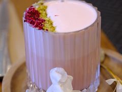 -FLOVIE FLORIST CAFE