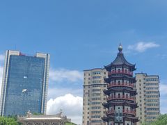 -绳金塔