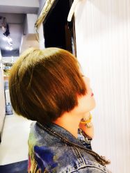 -雅典娜发型沙龙