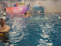 -蓝旗亲子游泳(范湖万达广场店)