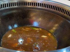 -哈尔滨烧烤·山河村铁锅炖(交大店)