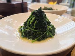 -荷风细雨·中国茶宴(世纪大道店)