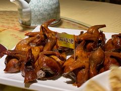 招牌烤乳鸽-石岐佬中山菜馆(张溪店)