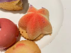 -广州万富希尔顿酒店·感趣自助餐厅·金秋蟹宴生蚝海鲜刺身