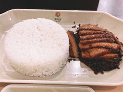 梅菜扣肉饭套餐-李先生牛肉面大王(北京站售票厅餐厅)