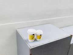 -YECLIP COFFEE黄色回形针咖啡