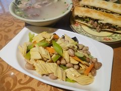 -驴脾气特色炒菜(广渠门内店)