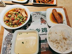 -老乡鸡(上海白玉兰广场店)