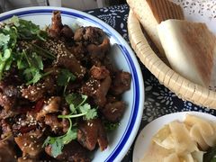 -八两八金·莱芜特色炒鸡(市南漳浦路店)