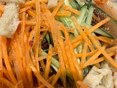 -不起眼麻辣烫凉皮店