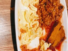 -玛格萝妮(汇智国际商业中心店)