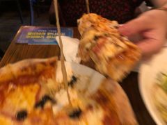 猪肉黑松露披萨-La Tavernetta(Bar à Vin)(乌鲁木齐路店)