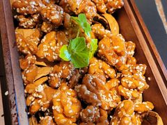 琥珀桃仁-秀儿四九城·新京菜(亚运村鸟巢店)