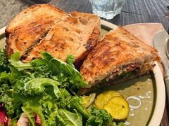 超级牛肉帕尼尼-O'mills Sourdough Bakery&Bistro(永嘉路店)
