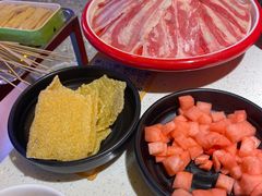 -钢管厂五区小郡肝串串香(滨江店)
