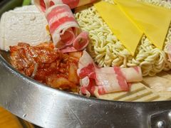 -恩你小木屋·韩式料理(假日广场店)