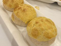 酥皮叉烧包-白天鹅宾馆-宏图府餐厅