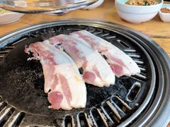 -唯成•韩国炭火烤肉 유성고기