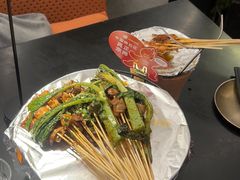 -何师烧烤Pro ·小龙虾·江湖川菜·精酿啤酒(太古里店)