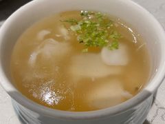 烩乌鱼丸汤-萃華楼(王府井店)