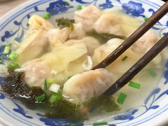 虾肉馄饨-新丰小吃(中山中路分店)