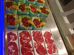 -享遇.锅姥姥牛排海鲜自助(小寨店)