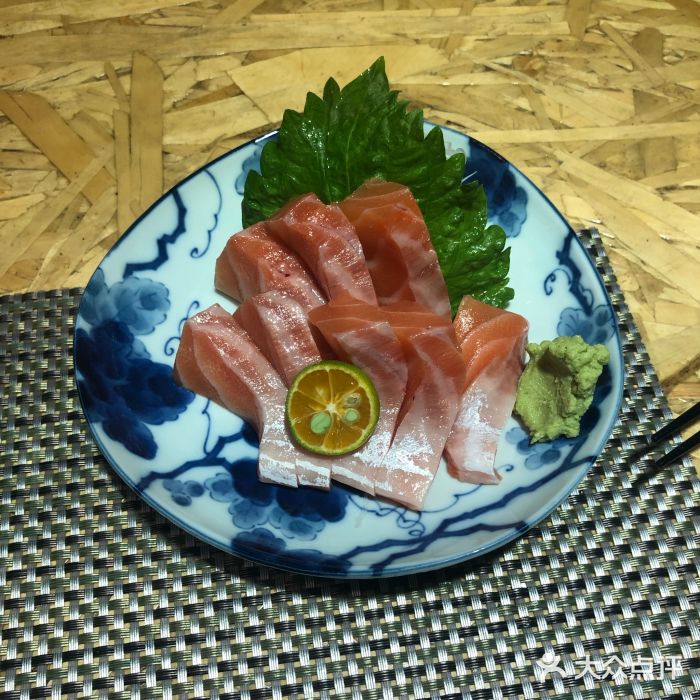 千仙料理(虎踞北路)三文鱼刺身图片