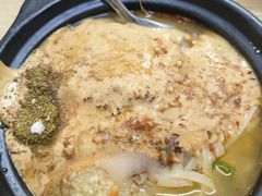 -小街曹师傅砂锅麻辣烫(亚泰大街店)