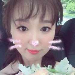 -上海彩妆秀摄影设计有限公司