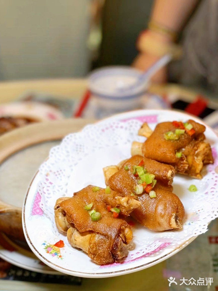 细记港九大牌档，分分钟征服你的胃!