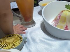 -红鼎豆捞·非遗鲍皇汤火锅(宝丰路店)