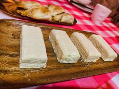 娜帕里勇-西域阿里马新疆菜·清真(桂花路店)