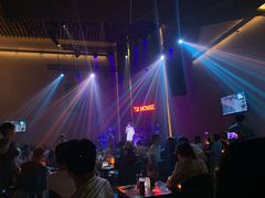 -TZ House音乐现场(来福士中心店)