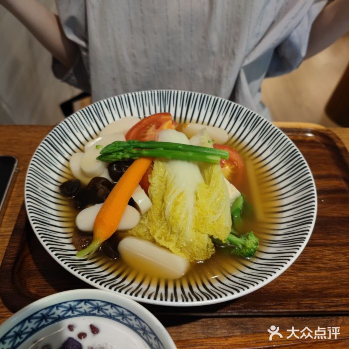 漫蔬•台北蔬食小馆VEGGIEBOIL(朝晖店)经典拼盘图片