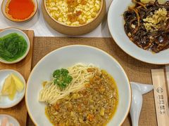 -裕兴记•蟹黄面馆(人民广场店)