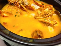 -荣誉海鲜酒楼(海湾店)